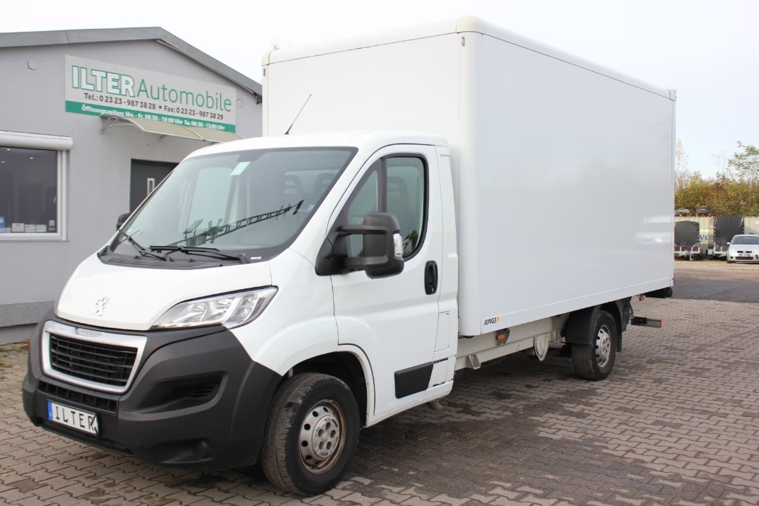 Koffer Ladebordwand 3500 kg Umzug Transport Miete…