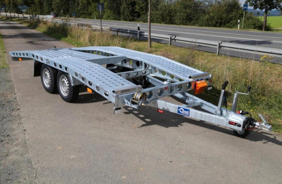 Autoanhänger / Autotransporter / / /