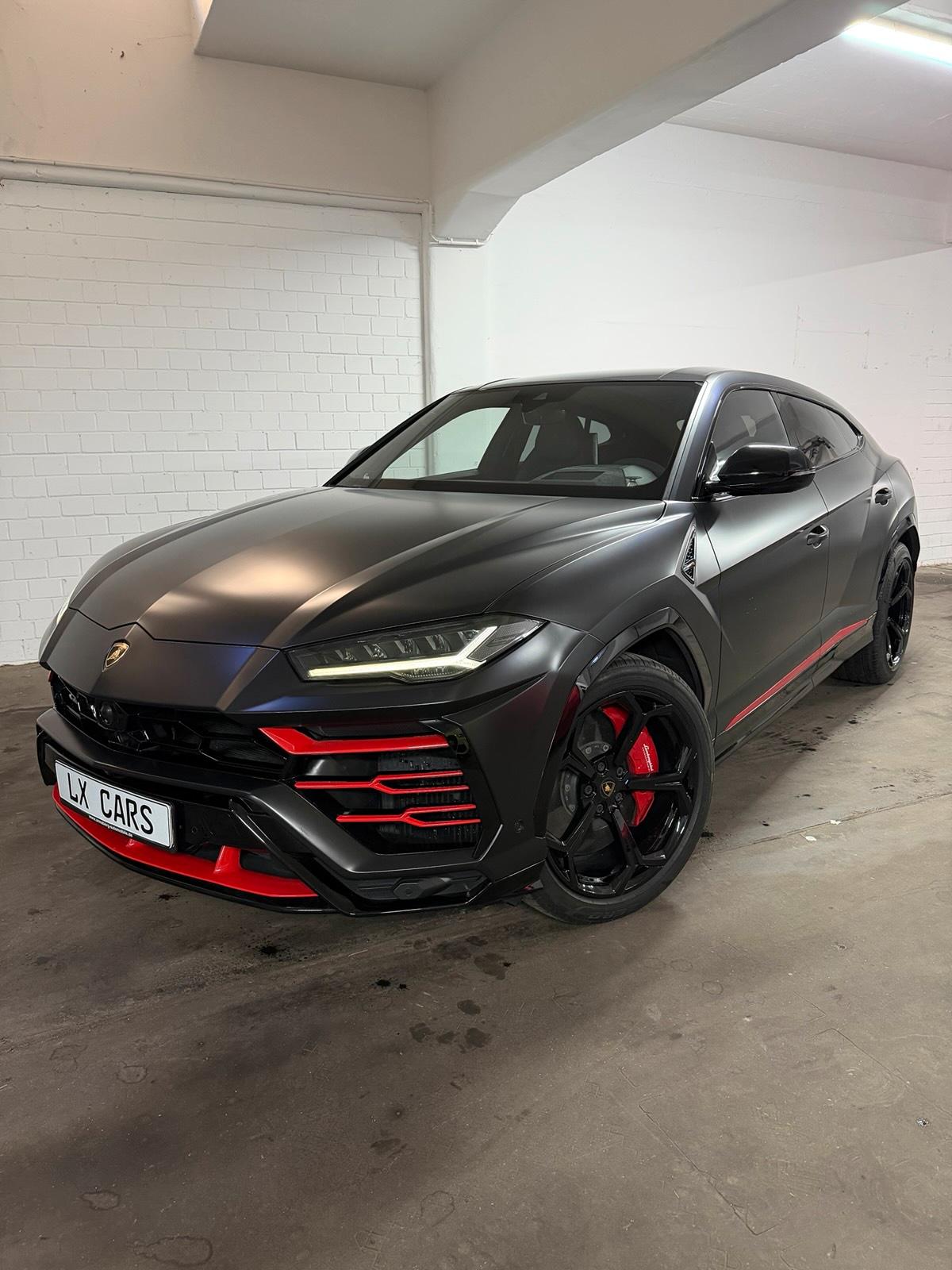 Lamborghini Urus SUV