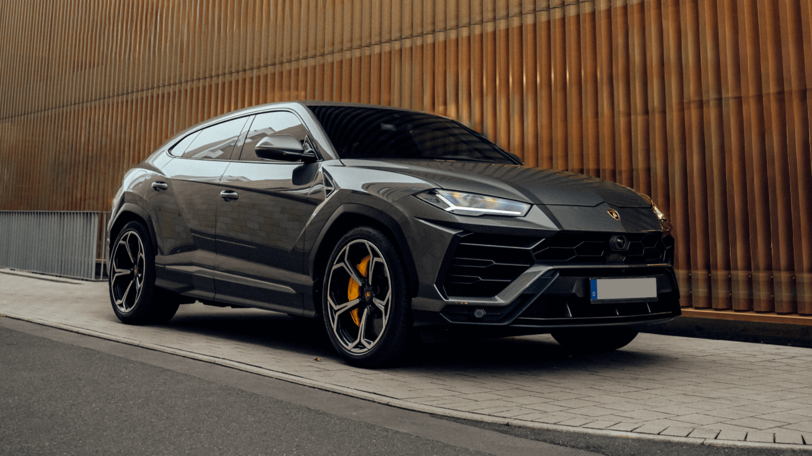 Lamborghini Urus Sport