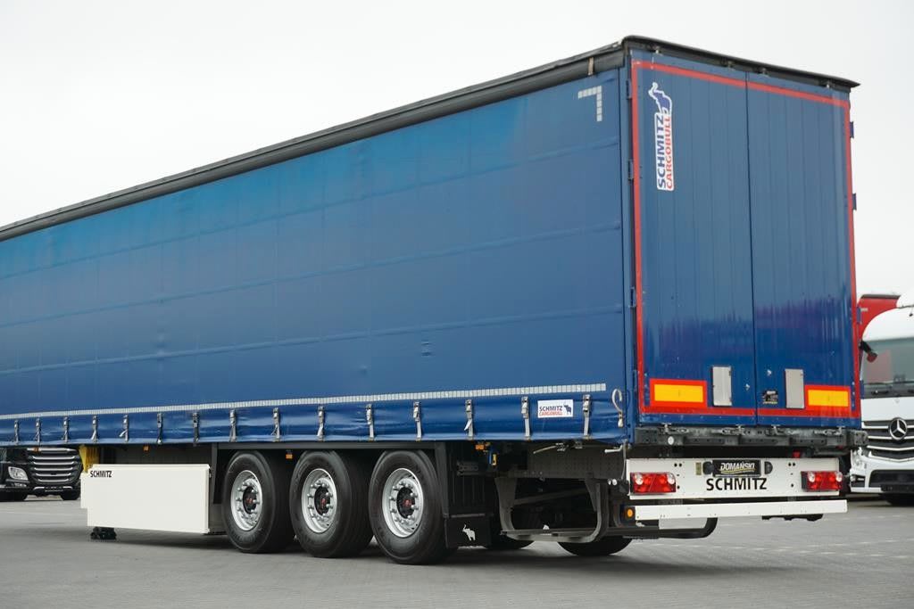 Cargobull Auflieger blau