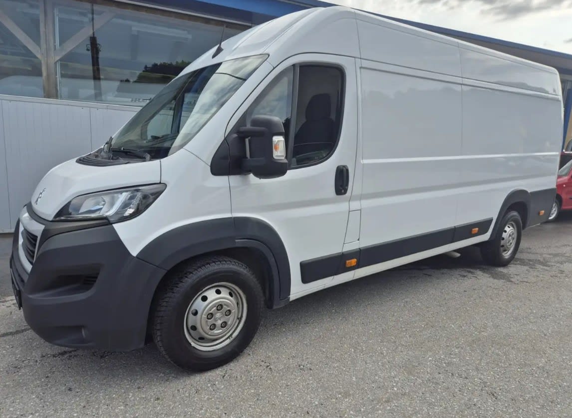 Peugot Boxer MAXI Tranporter mieten