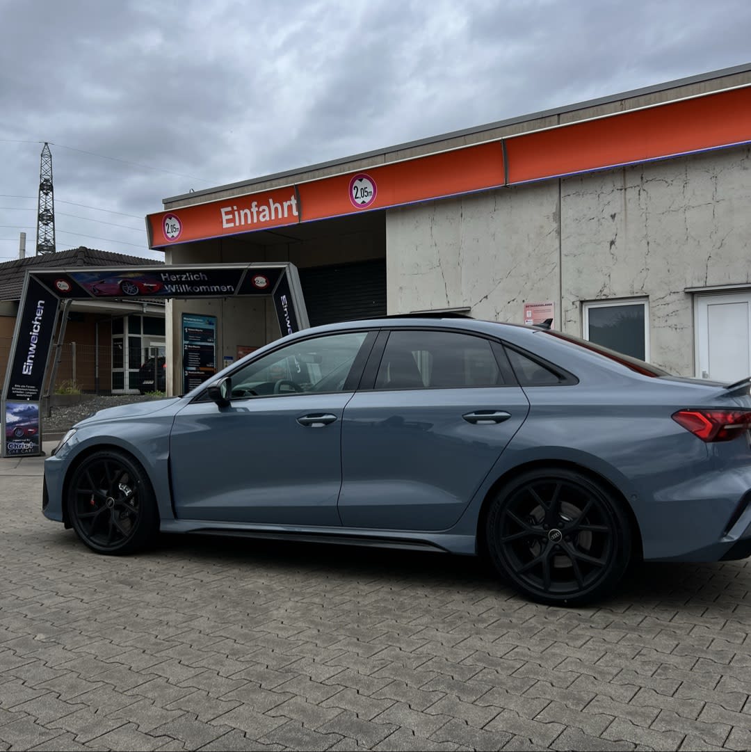 Audi RS3 Limousine