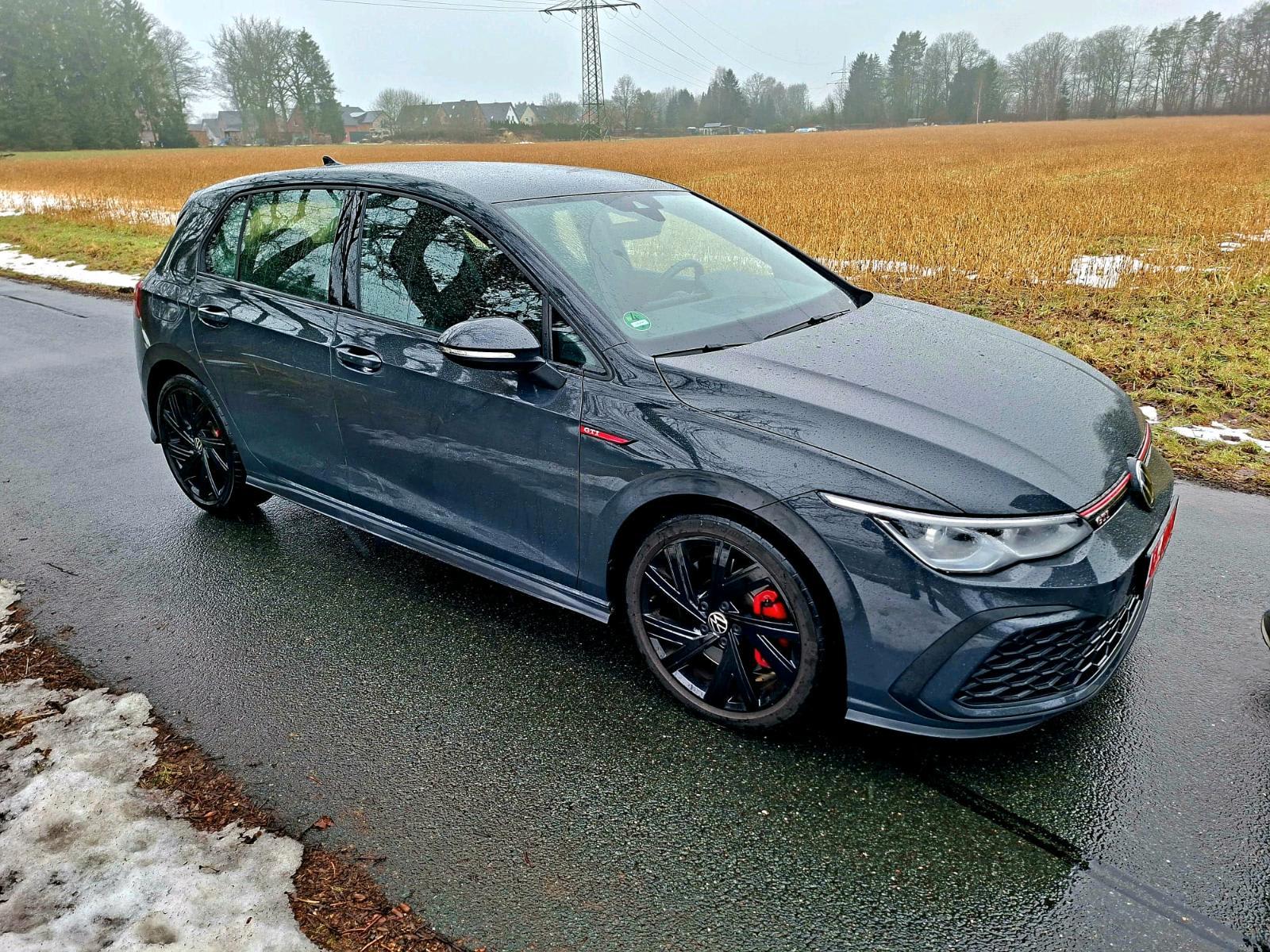 VW GOLF 8GTI |AUTO MIETEN | MIETWAGEN | SPORTWAGEN MIETEN