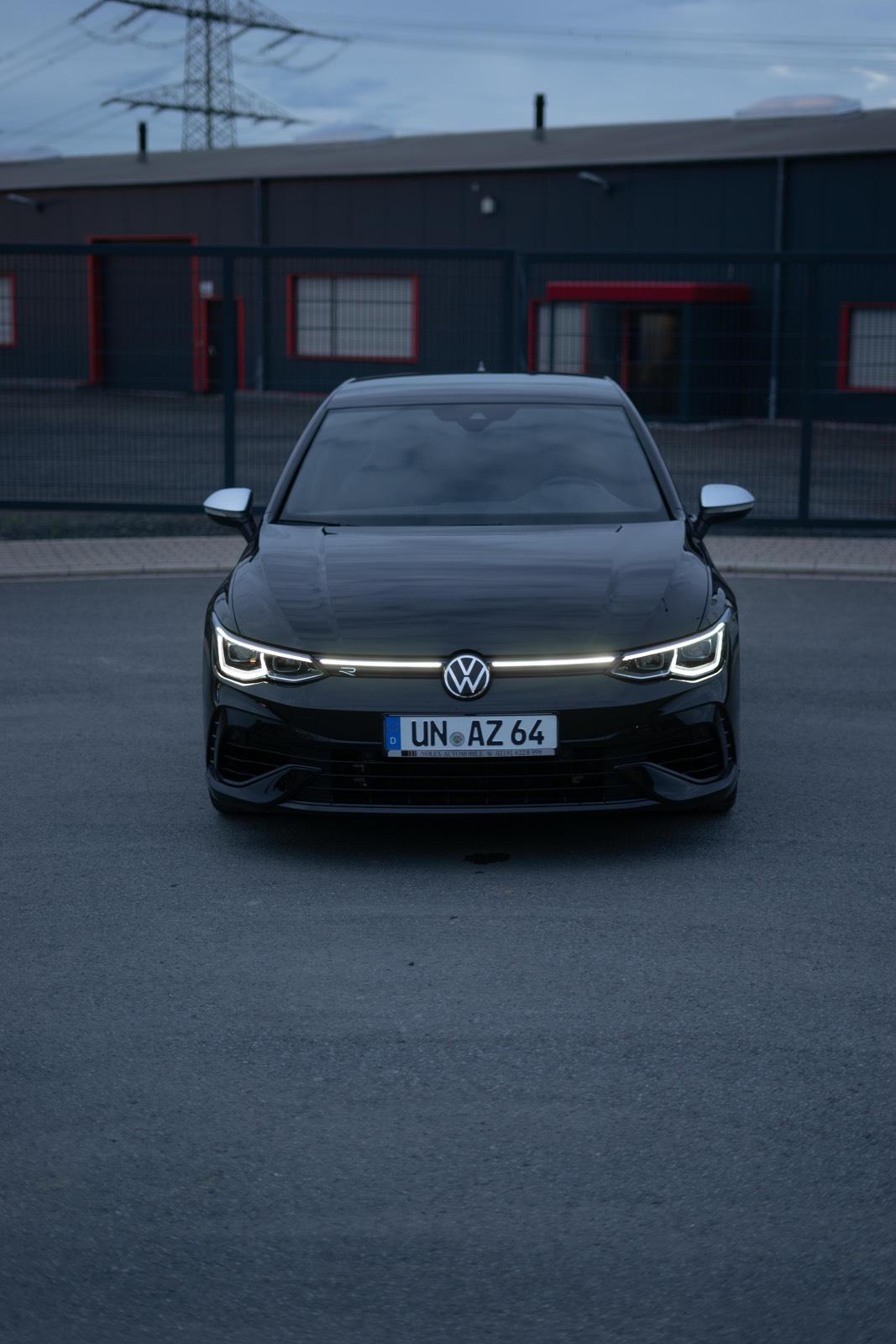 Volkswagen Golf 8R