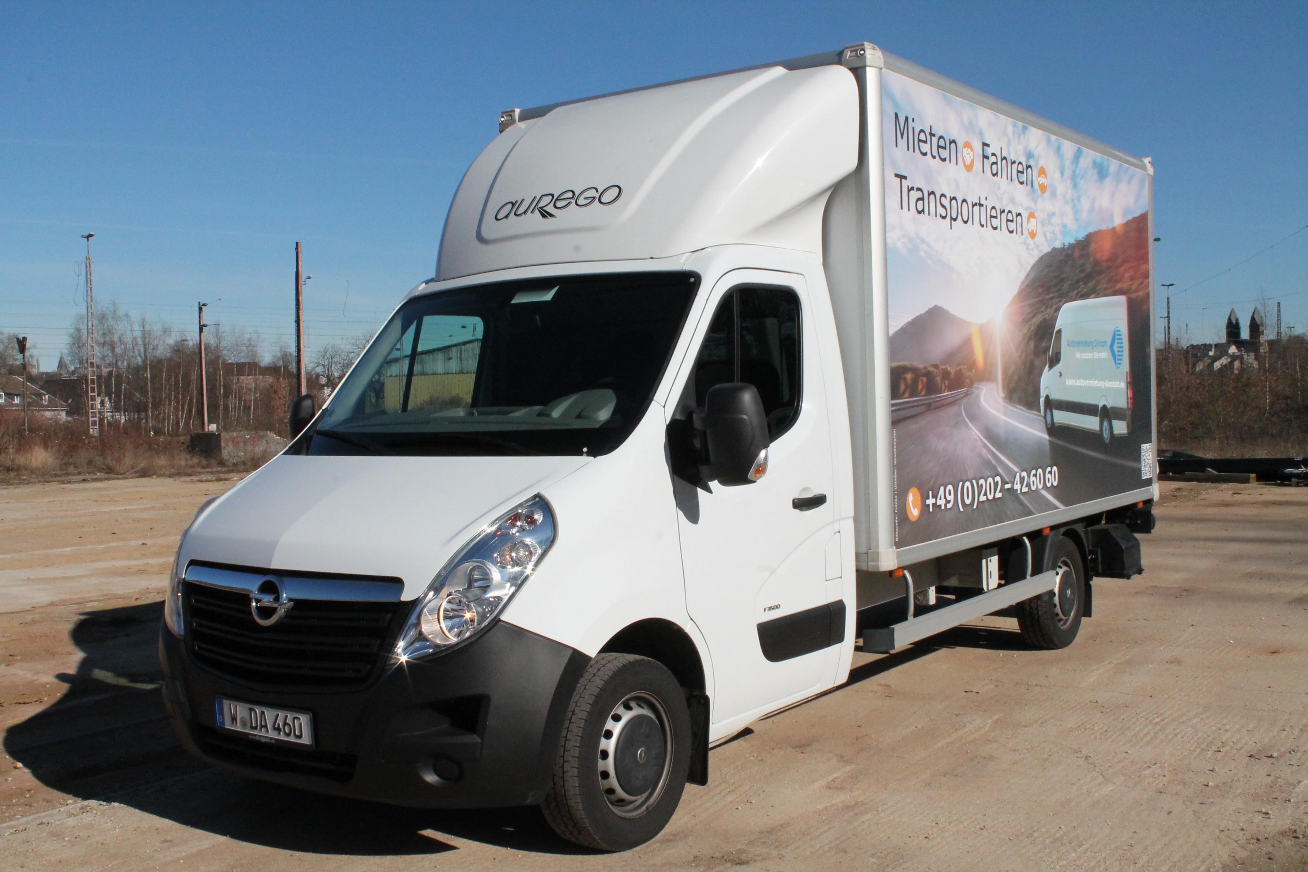 3,5 to mit Kofferaufbau und Ladebordwand (L5B)