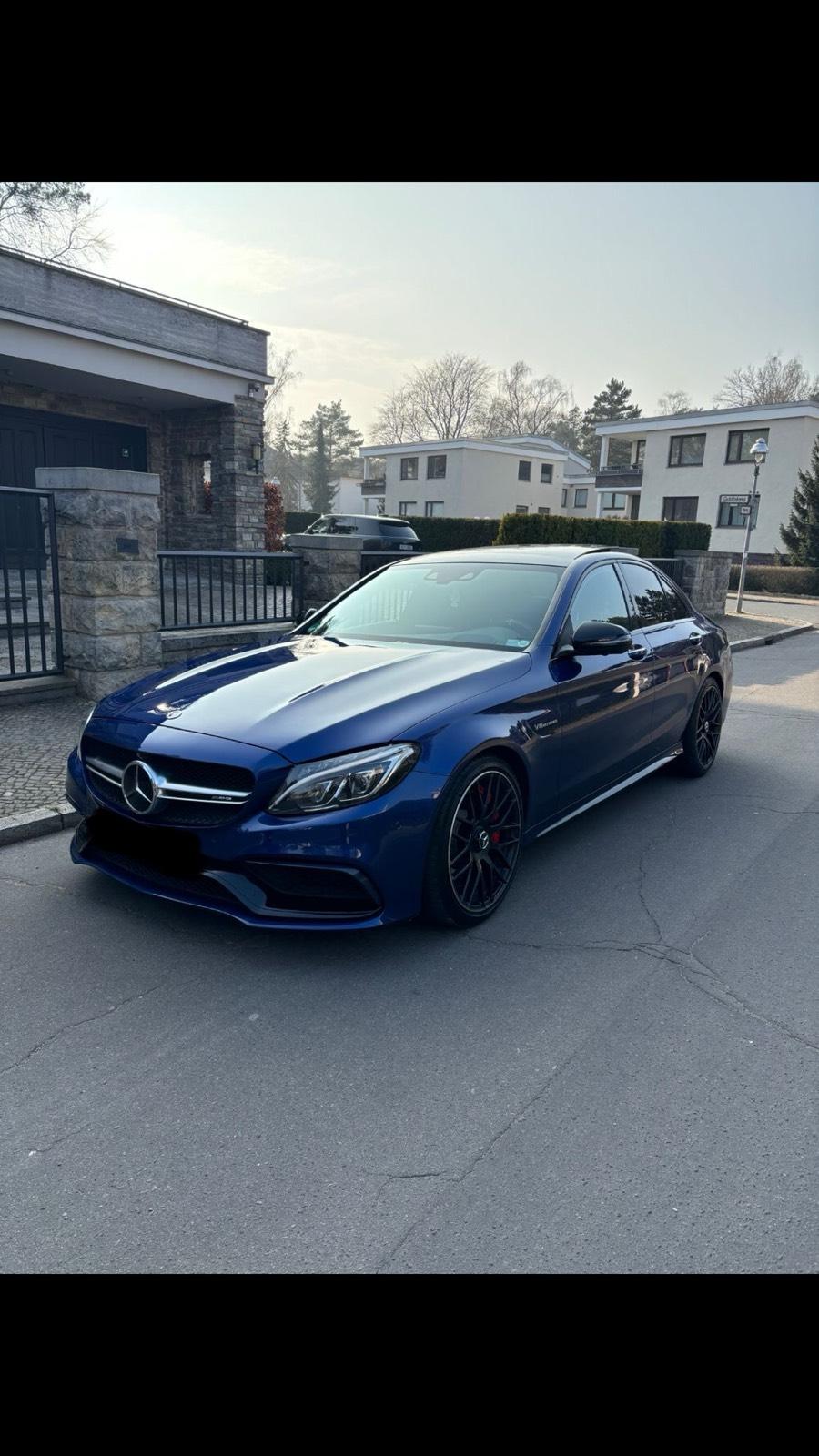 Mercedes Benz C63s AMG mieten