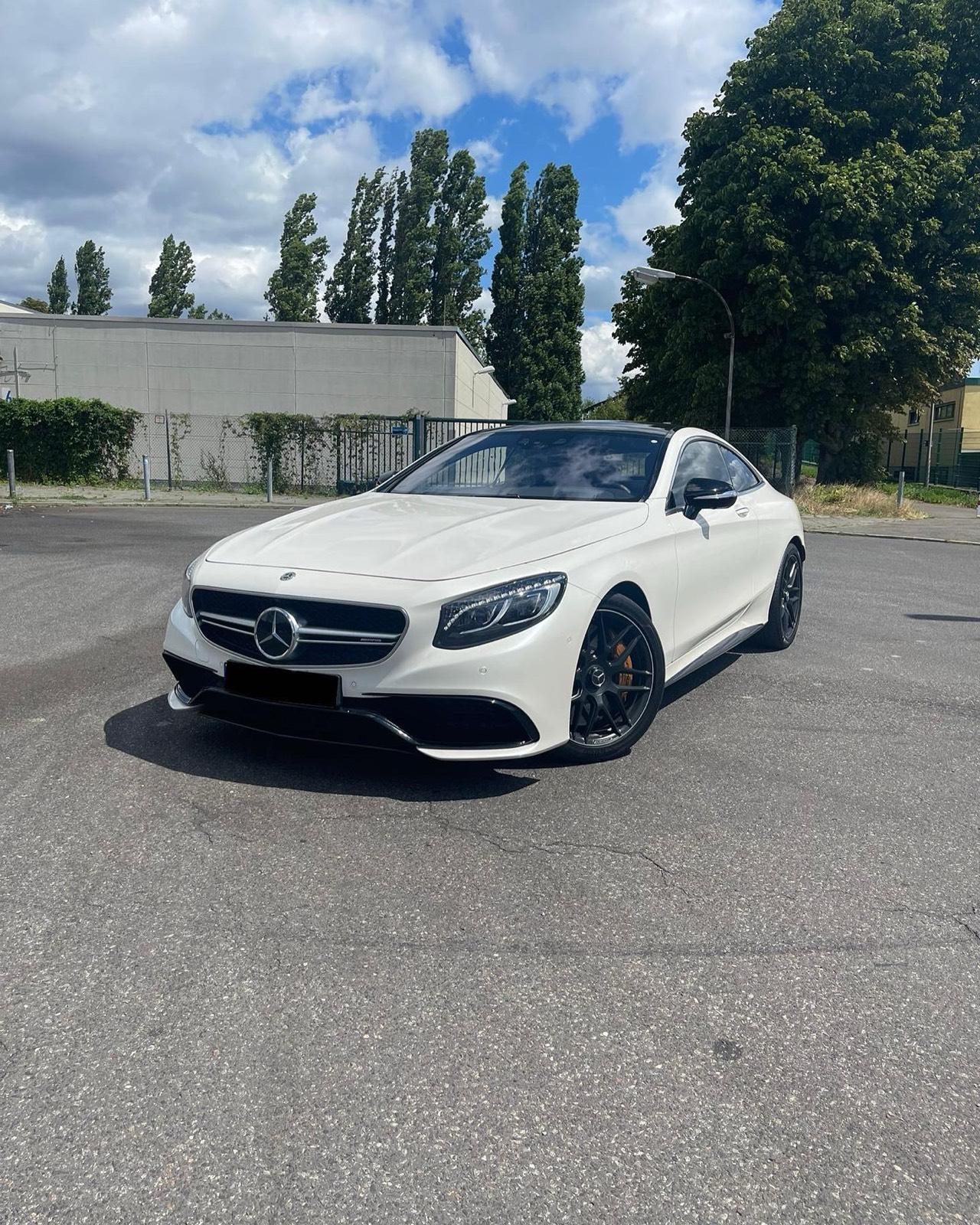 Mercedes-Benz S63 AMG Coupé
