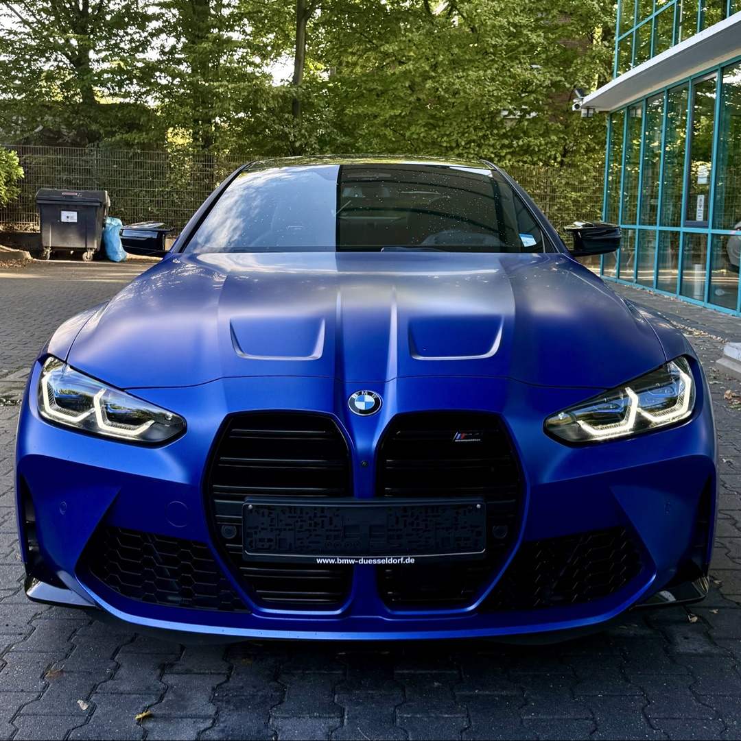 M4 COMPETITION M XDRIVE COUPÉ mieten in Düsseldorf