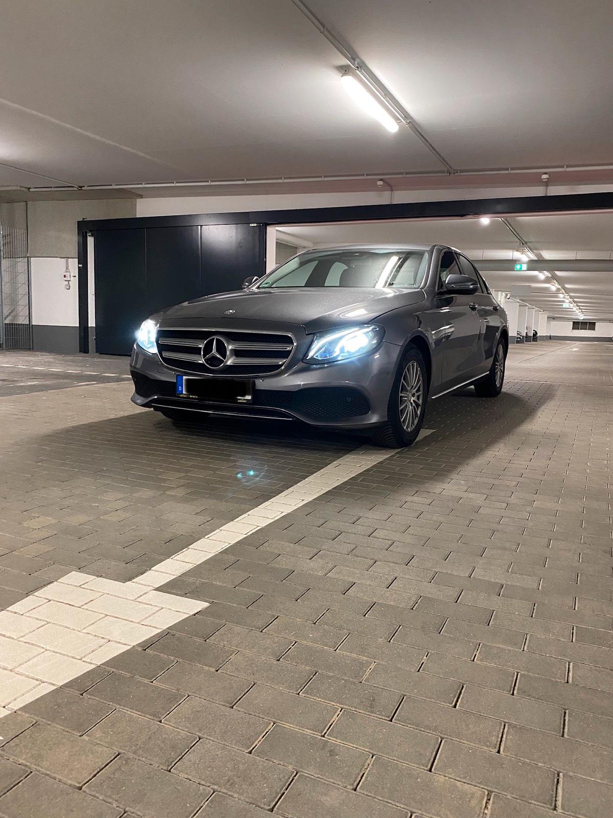 Mercedes E Klasse Limousine Auto mieten Mietwagen Leihwagen
