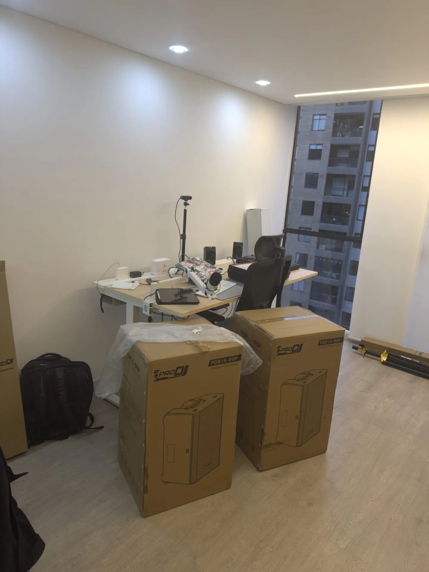 Montaje de sonido profesional para evento de empresa en Bogotá — La Rumbería