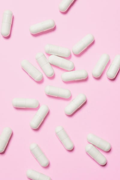 White capsules — painkiller