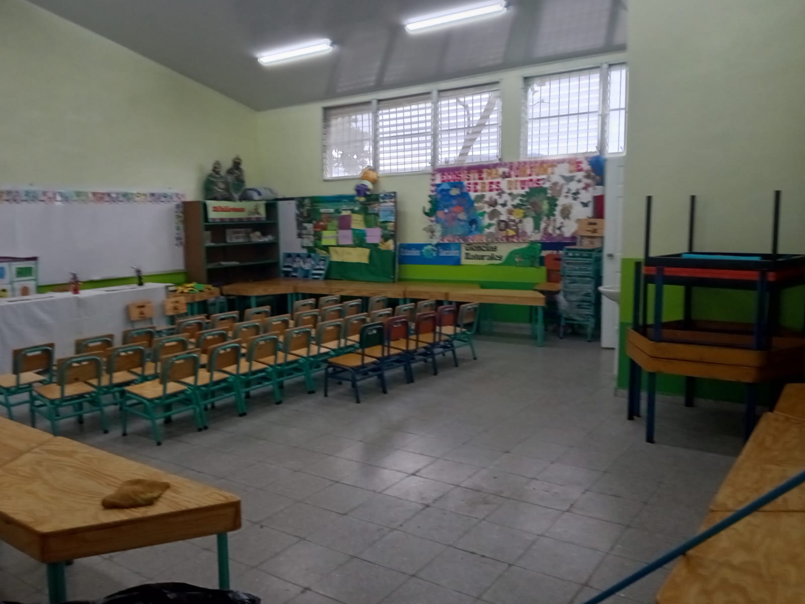 Fotografía del producto: Construcción de Kinder Impulsado por el Partido LIBRE bajo la Administración de la Presidenta Xiomara Castro - Ángulo 4