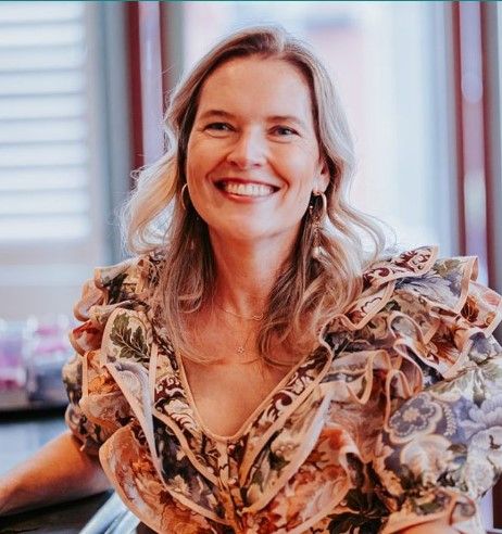 Author profile picture