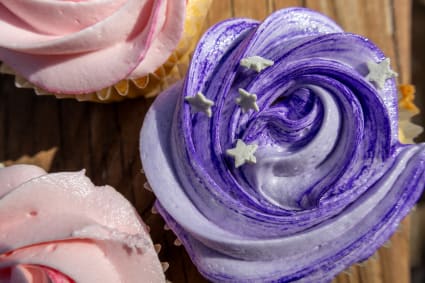 More Taylor Swift cupcakes