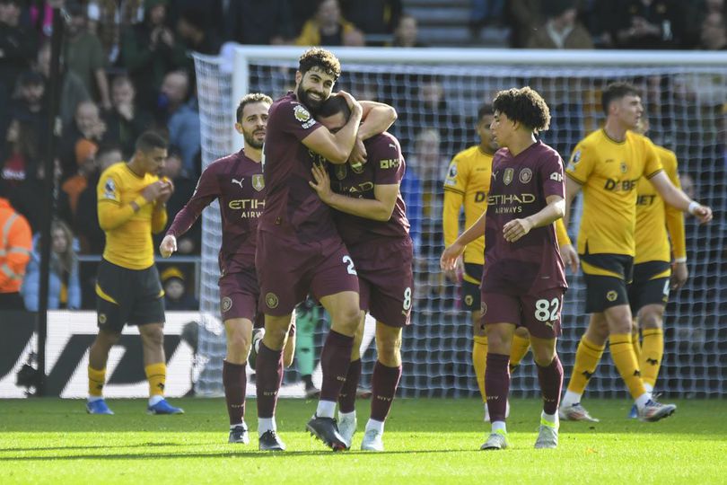 Skuad Manchester City merayakan gol Josko Gvardiol ke gawang Wolverhampton, Minggu (20/10/2024). info main bola Man City Disebut Main Jelek, Guardiola Gak Setuju!