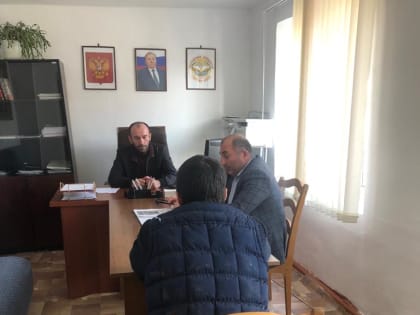С жителем Малгобекского района, освободившимся из мест лишения свободы за преступления террористической направленности, провели профилактическую беседу