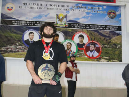 Борец вольного стиля из Ингушетии Бабули Цолоев стал чемпионом всероссийского турнира в Дагестане