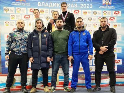Сборная команда Ингушетии по греко-римской борьбе завоевала на первенстве СКФО 8 медалей