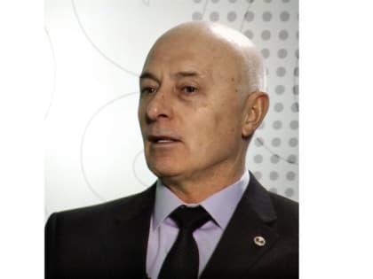 Как дела у деловых людей?