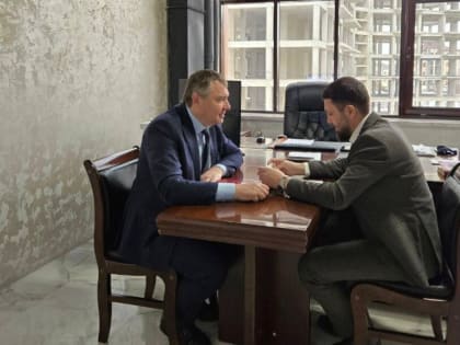 Руслан Мизиев обсудил организацию прямых рейсов для паломников из Ингушетии