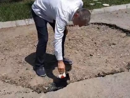 В столице начаты работы по ямочному ремонту.