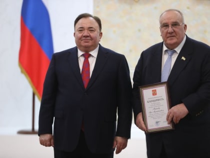 Директор пожарно-спасательного колледжа г. Сунжи Мархиев Муса Мухарбекович удостоен Благодарности Президента России