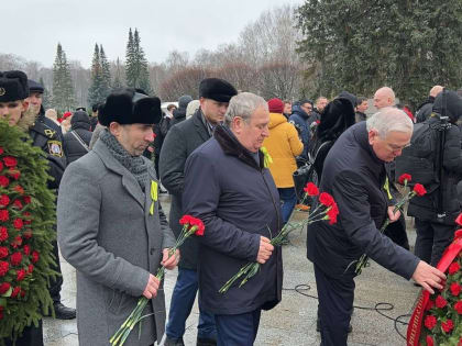 Сегодня исполняется 80 лет полной снятии фашистской блокады Ленинграда