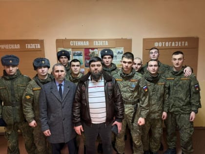 Представители Полпредства Ингушетии в СЗФО навестили ингушских солдат в Агалатово