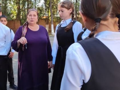 Педагог с 30-летним стажем стала очередной героиней рубрики о заслуженных учителях Ингушетии