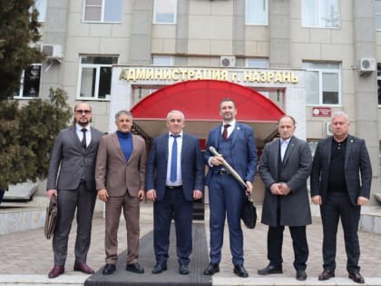 Встреча Главы города Урусхана Евлоева с делегацией Международной Общественной Палаты созыва 2020-2025 г.