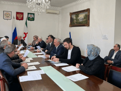 28.03.2023 в зале горсовета состоялось заседание Городского совета г. Назрань