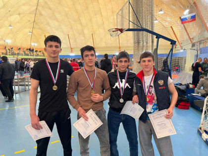 Борцы из Ингушетии стали победителями и призерами первенства ЦФО