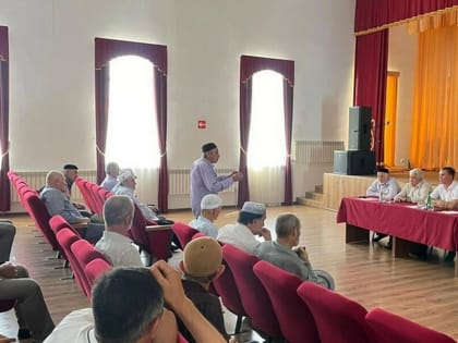 В Малгобекском районе Ингушетии на сходах граждан обсудили службу по контракту