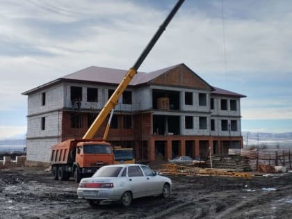 Партдесант в Малгобекском районе проверил ход строительства школы на 320 мест в с.п. Южное
