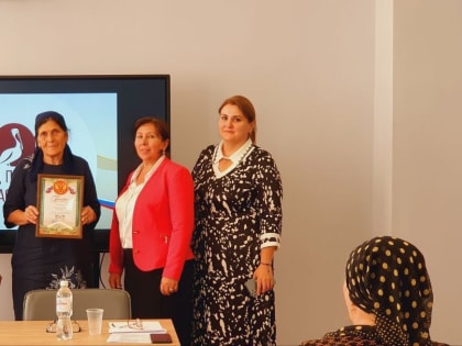 В Год педагога и наставника продолжаем знакомить вас с заслуженными учителями республики