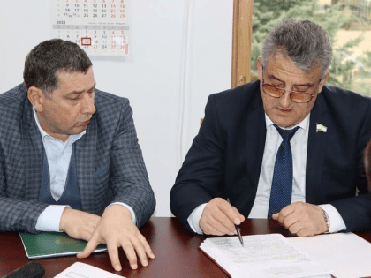 В комитете по бюджету и налогам под руководством Магомет-Сали Добриева состоялось заседание, на котором обсудили законопроект "О внесении изменения в статью 1 Закона Республик