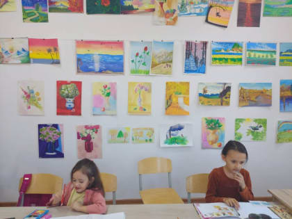 В ДК сельского поселения Верхние Ачалуки открылась выставка «Осенний пейзаж»