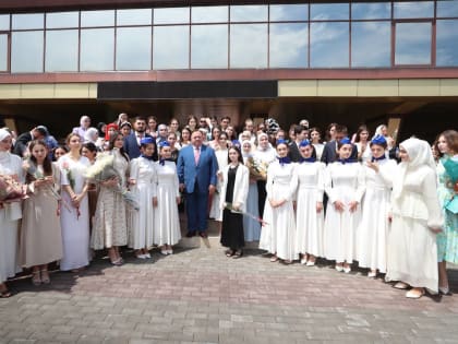 Золотой фонд Ингушетии пополнился на 345 медалей «За особые успехи в учении»