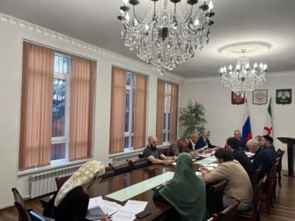 30.10.2023 года состоялось заседание комисси по нормотворчеству, организации депутатской деятельности и депутатской этики, общественной безопасности, ГО и ЧС.