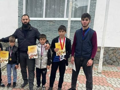 Боксеры из Ингушетии победили на Суворовском открытом турнире