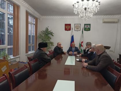 25 декабря в 15:00 в зале Городского совета депутатов г.Назрань прошли публичные слушания по проекту Решения Городского совета «О проекте бюджета муниципального образования «Городс