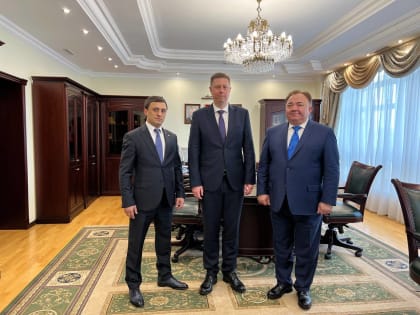 Магомед Дзейтов вместе с Главой Ингушетии Махмуд-Али Калиматовым провели рабочую встречу с председателем ФФОМС Ильей Баланиным