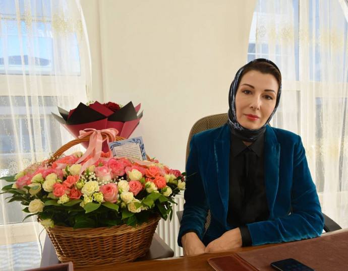 Залина Льянова поздравила с юбилеем Фатиму Экажеву - новости Магаса