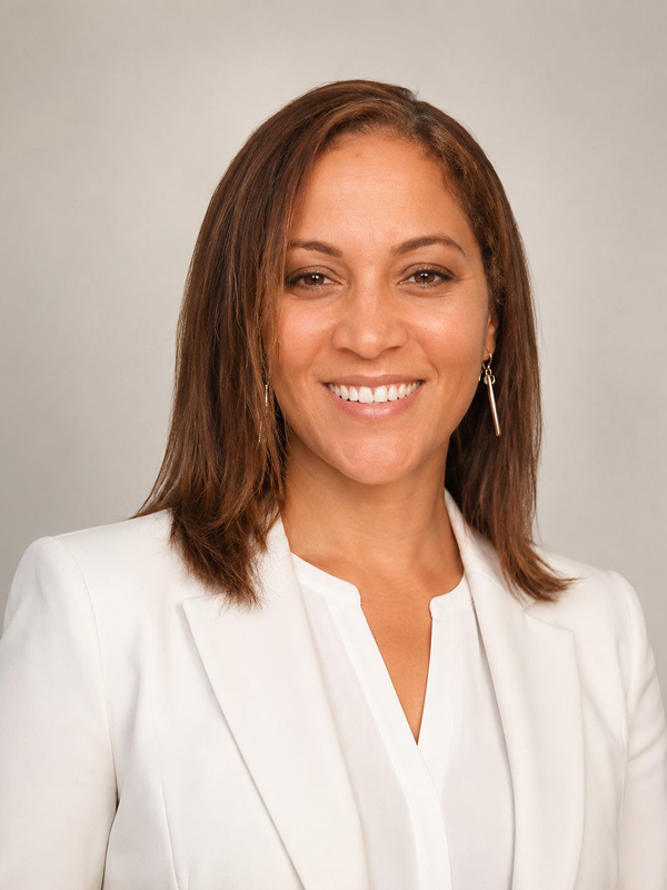 Rosa Mary De La Cruz, ADT