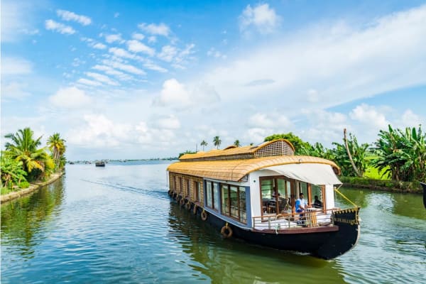 List of Popular Rivers and Lakes of Kerala you must visit Rivers
