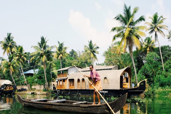 Alleppey Tourism: House boat, Beach, Backwaters, Best Tourist places Alleppy