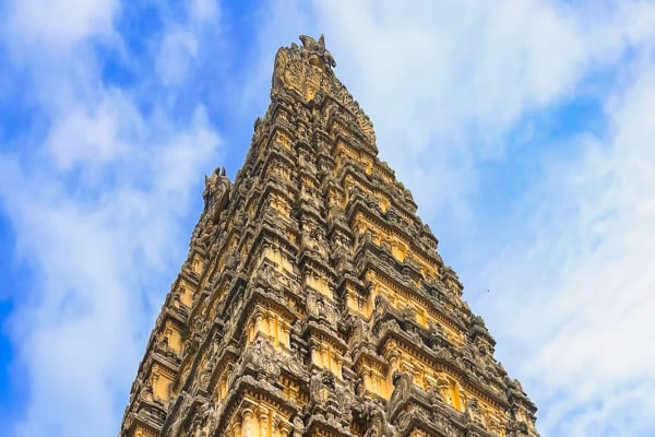 Kanchipuram District: Tourism, Pattu Sarees, Best Tourist Places, Famous Temple Kanchipuram