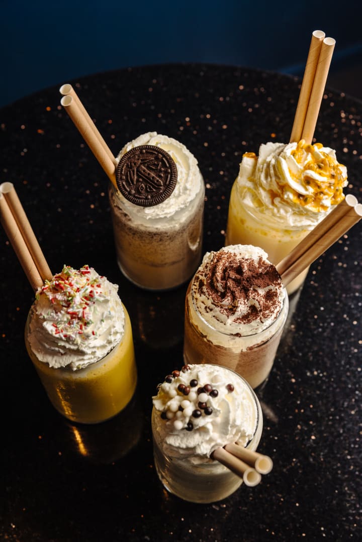 Milkshakes chantilly vus d'au-dessus