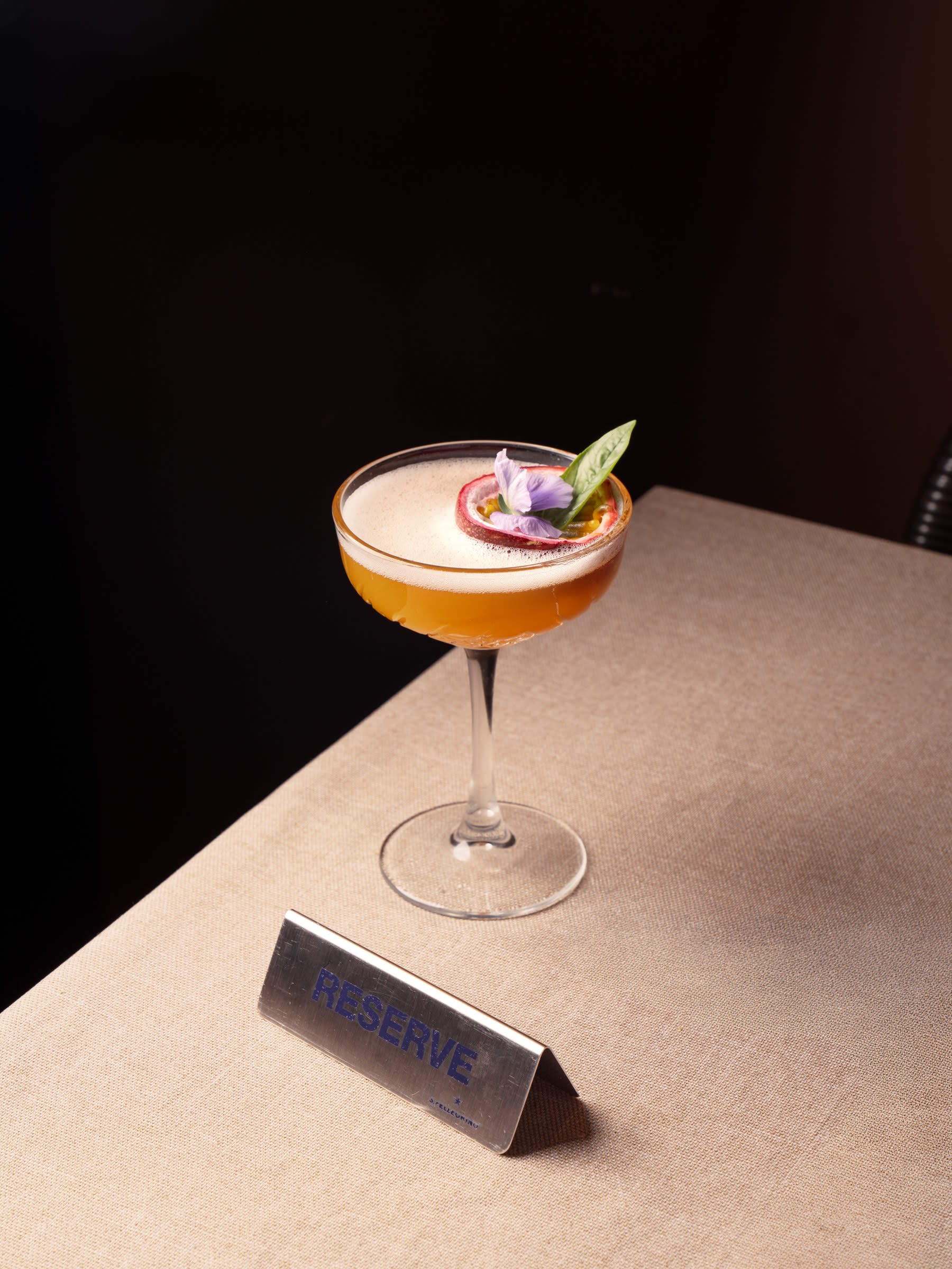Cocktail en coupe, soirée à La Maison